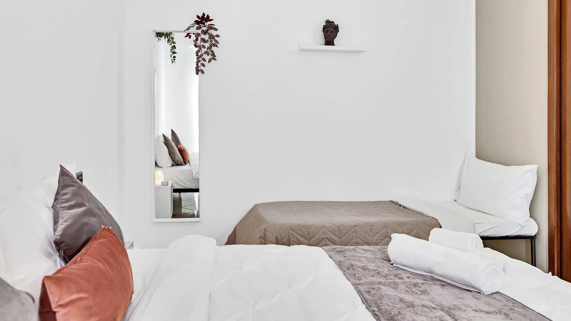 Апартаменты Grace House Navigli Милан 0*,